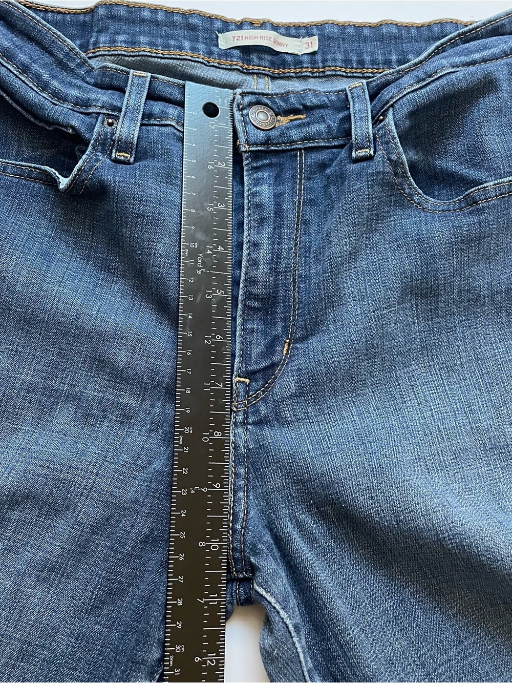 Levi's 721 High Rise Skinny Women's Jeans - Picture 8 of 14